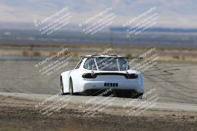 media/Oct-26-2025-CalClub SCCA (Sun) [[8ce1e69566]]/Group 4/Grapevine/